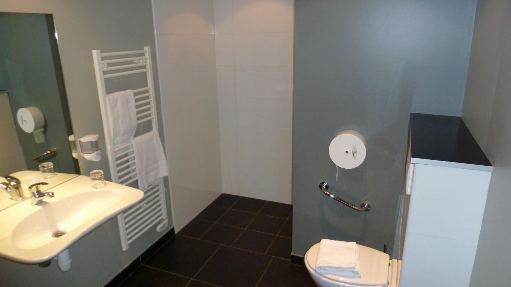 Astrid Hotel Rennes Dış mekan fotoğraf